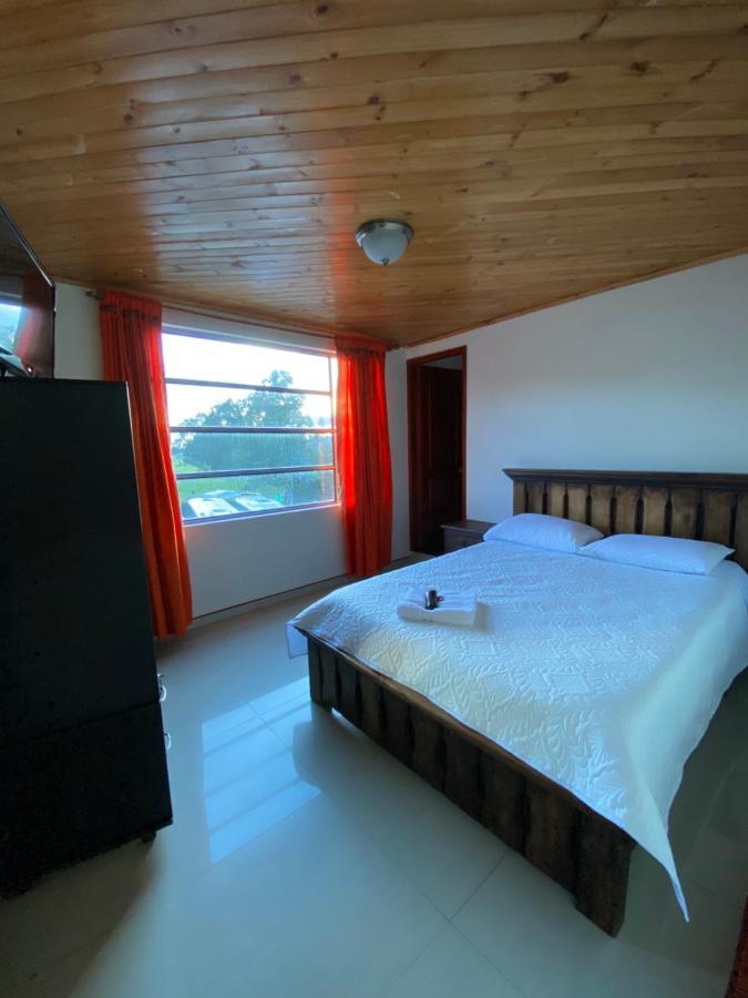 Hotel Palmeras *