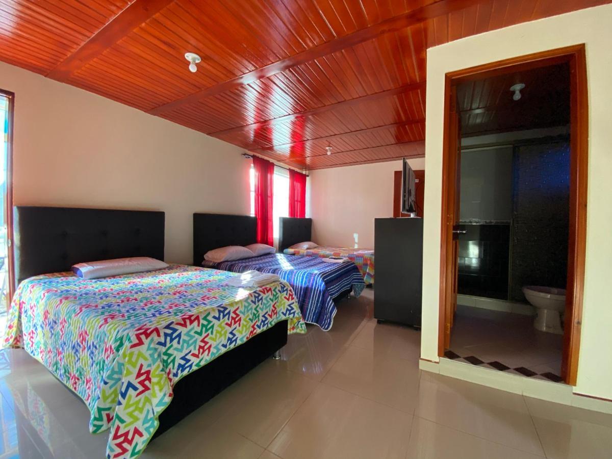 Hotel Palmeras *
